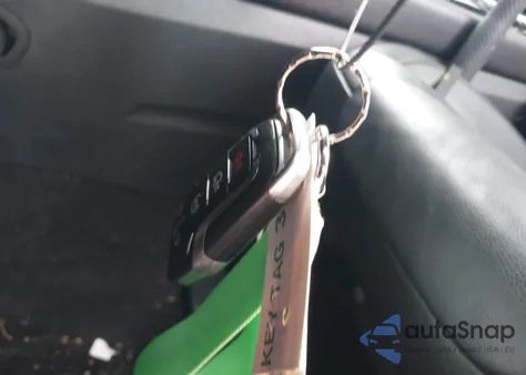 2016 Ford Edge Titanium z USA, uszkodzony, nr VIN 2FMPK4K91GBB90987